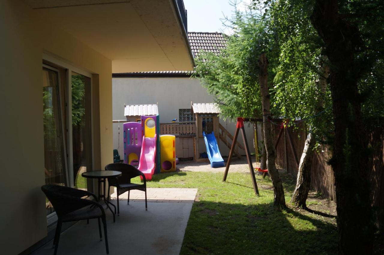 Bursztyn 2 Apartman Rewal Kültér fotó