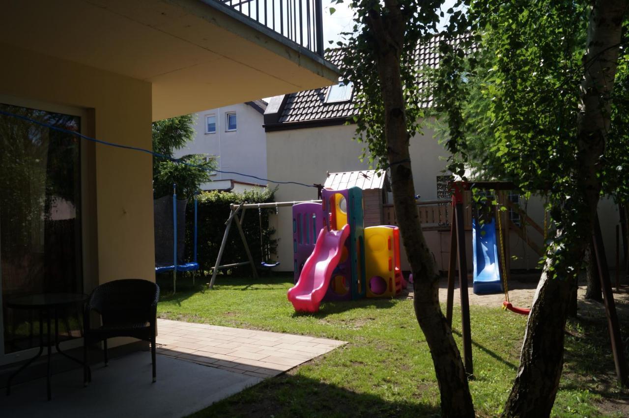 Bursztyn 2 Apartman Rewal Kültér fotó