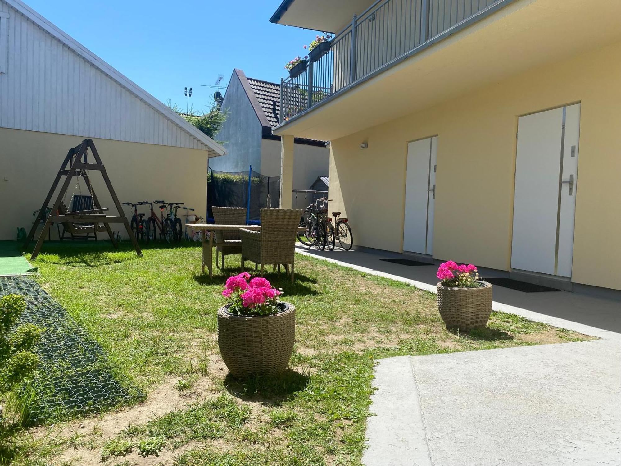 Bursztyn 2 Apartman Rewal Kültér fotó